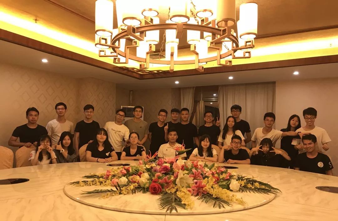 大学学生会通讯稿_大学生校运会通讯稿_大学校运会通讯稿100字