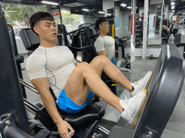 手套健身护腕怎么戴_健身手套 护腕_手套健身护腕的作用
