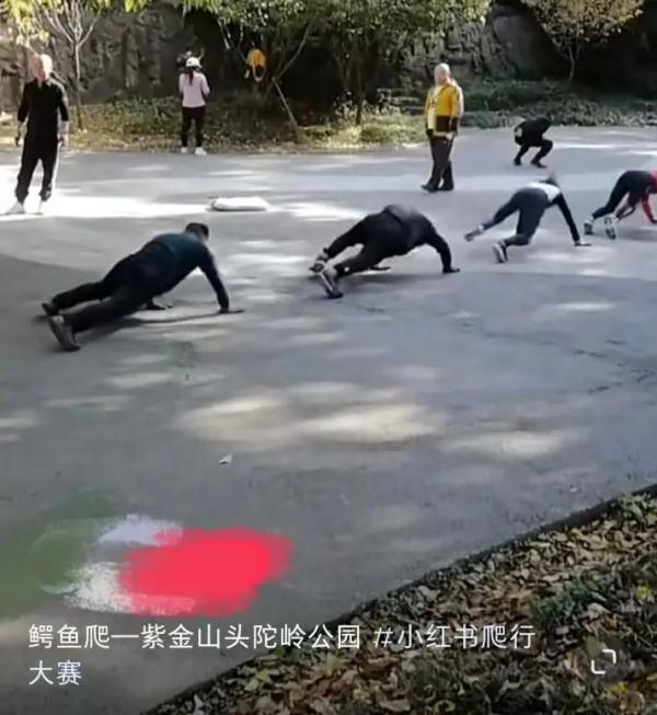 健身手套 小了_健身手套的戴法_健身手套小还是大点好