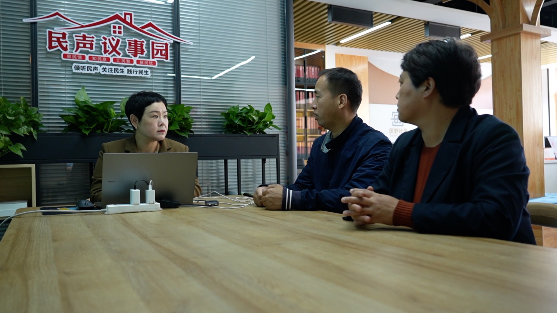 近期的重大新闻_十四五规划 高质量发展 产业升级