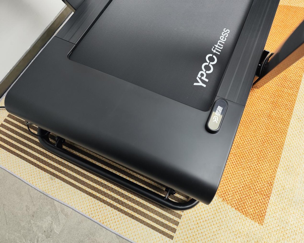 坡度高跑步机选购_什么牌子跑步机好适合家用_跑步机爬坡减脂效果