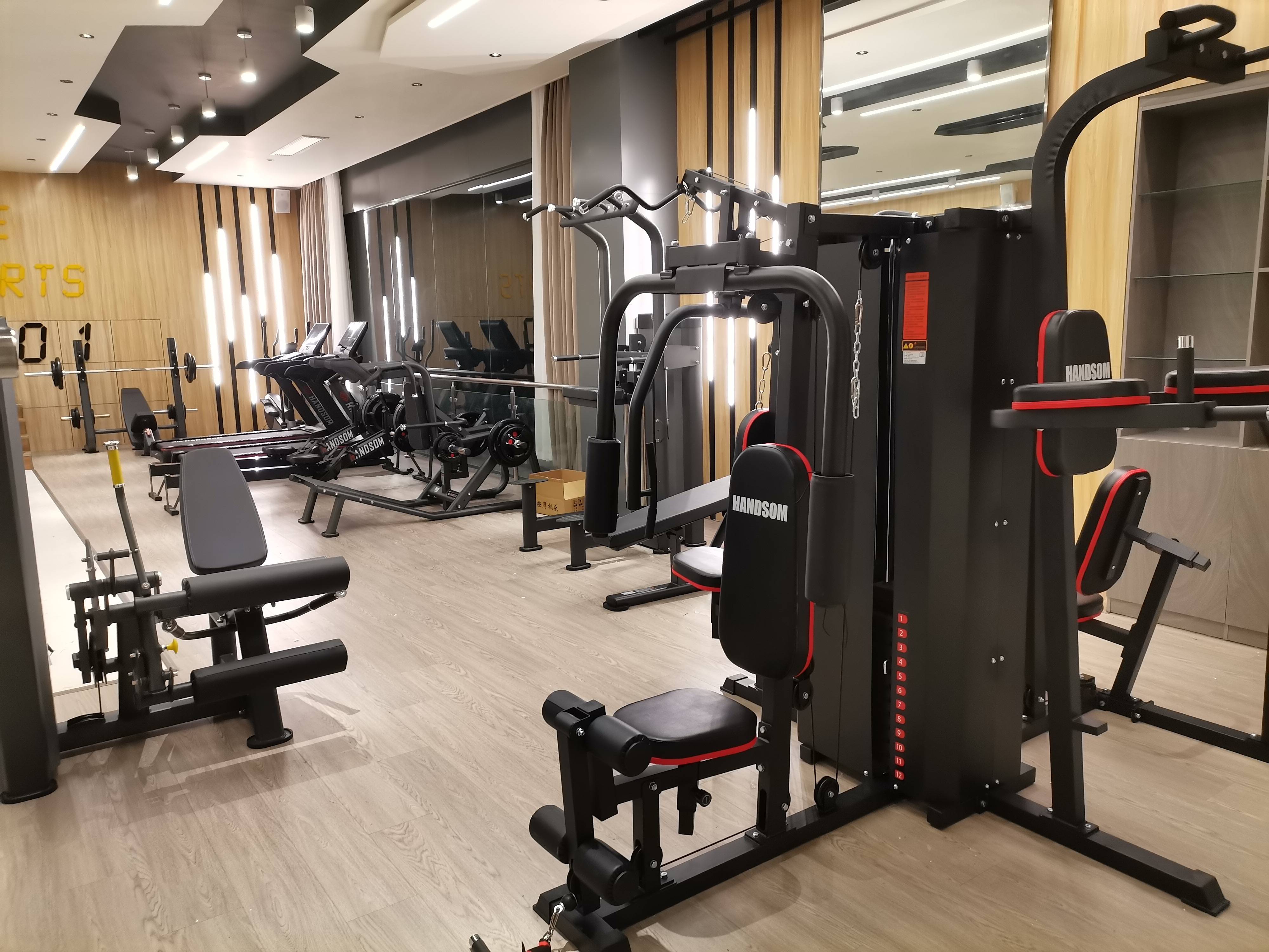 综合训练器正确使用方法_综合训练器锻炼指南_综合训练器功能及使用技巧