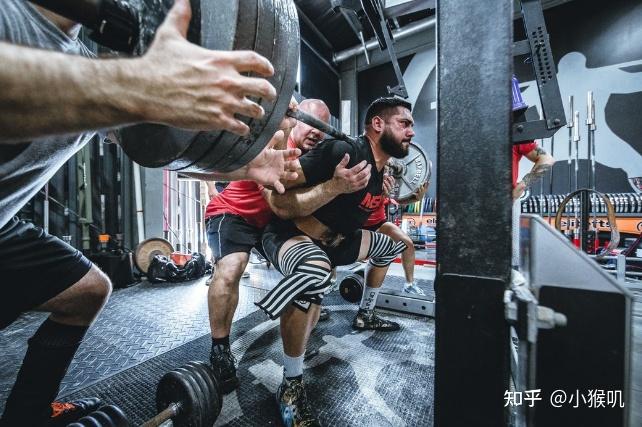 健身护具推荐_助力带护腕腰带手套使用方法_健身手套推荐