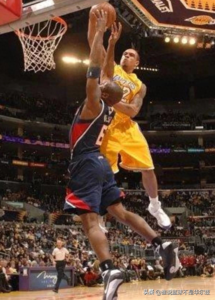 NBA弹跳历史排行榜前十，现役三人上榜，第一名太意外！